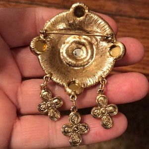 Vintage Jewelry - 80’s gold tone brooch with dangle crosses Vintage Jewelry - 80’s gold tone brooch with dangle crosses